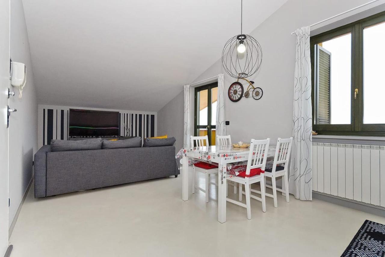 Langhe Belvedere Apartment Monforte dʼAlba Kültér fotó