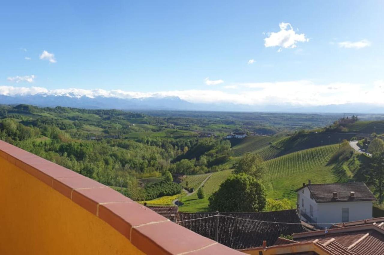 Langhe Belvedere Apartment Monforte dʼAlba Kültér fotó