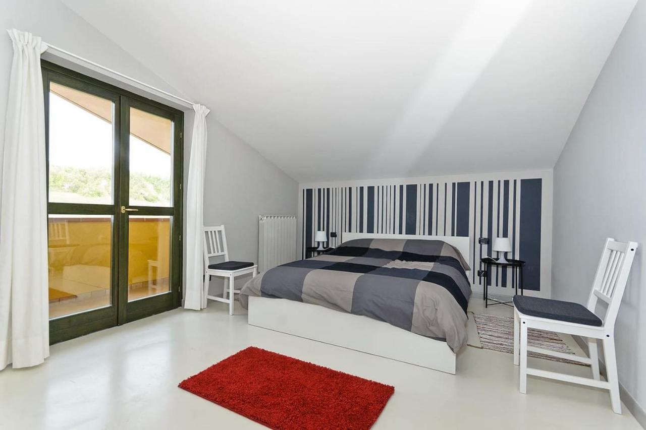 Langhe Belvedere Apartment Monforte dʼAlba Kültér fotó