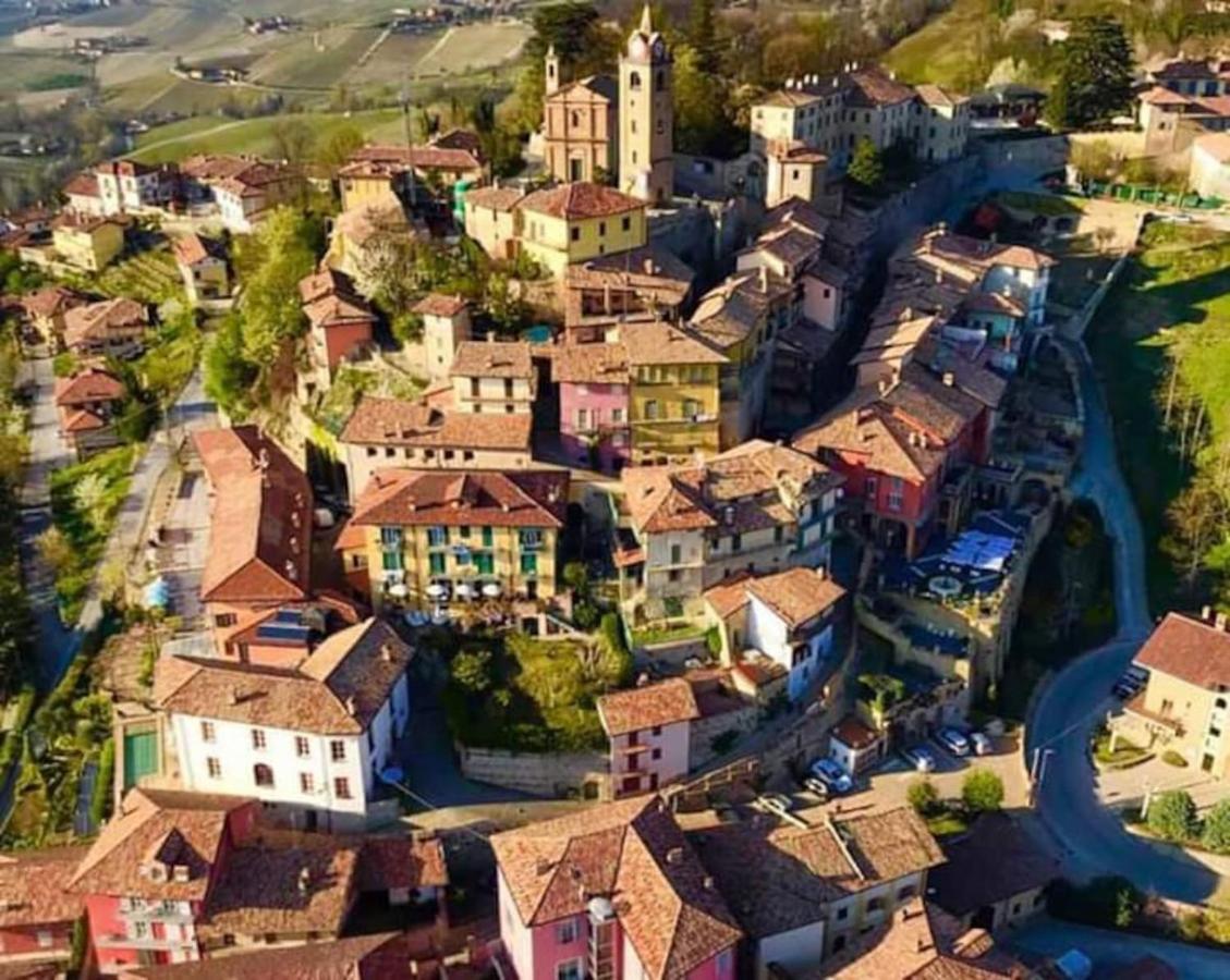 Langhe Belvedere Apartment Monforte dʼAlba Kültér fotó