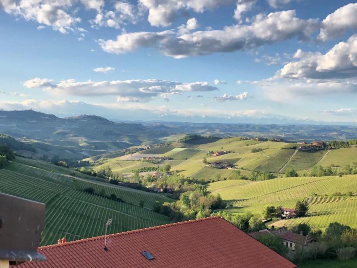 Langhe Belvedere Apartment Monforte dʼAlba Kültér fotó